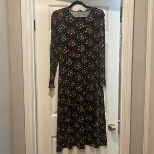 Long sleeve maxi dress with tags